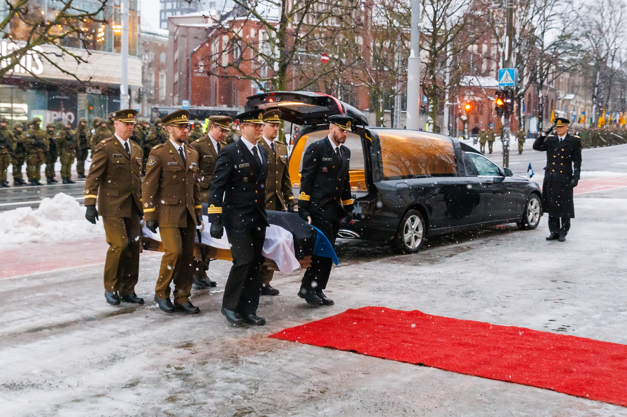 FOTOD Karise kõne täismahus: Arnold Rüütel oli Eesti riigi tasakaalustaja